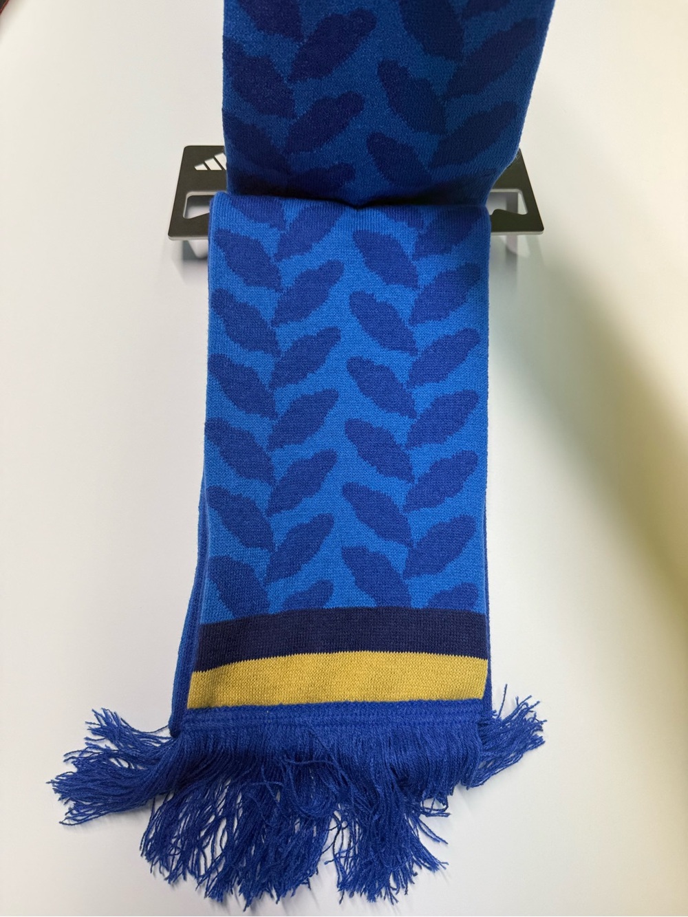 Adidas FIGC Italy National Team Scarf – One Size Unisex NWT - Picture 3 of 5